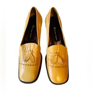 Etienne Aigner Yellow Mustard Classic Loafers Sz 7